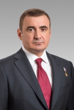 Алексей Дюмин поздравил ветеринаров региона с профессиональным праздником