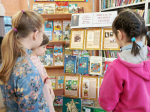 Книжная выставка «Писатель мудрых сказок»